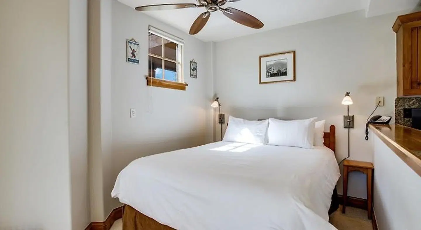 Elkhorn Lodge ROOM_EXAMPLE