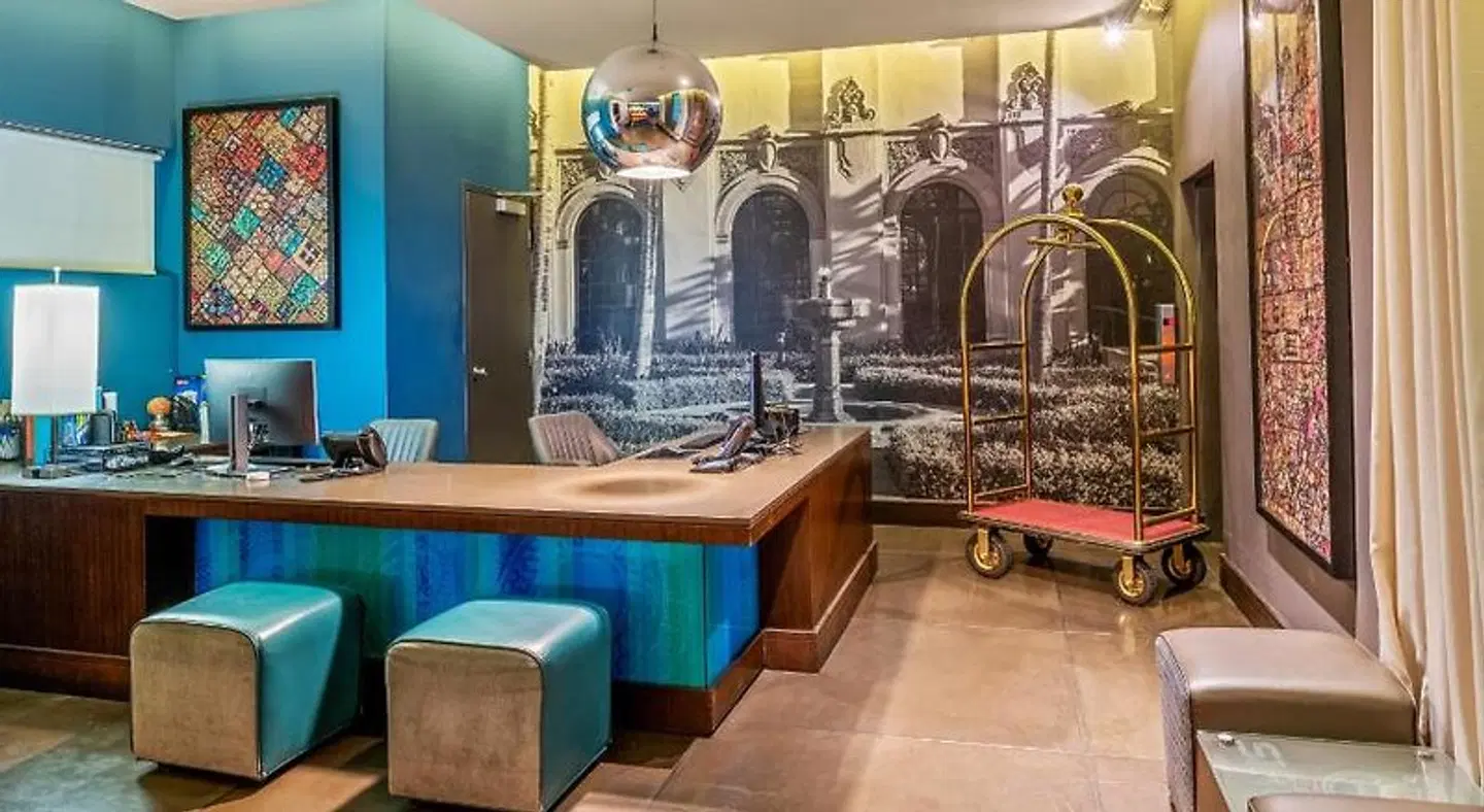 Sirtaj Hotel Bar