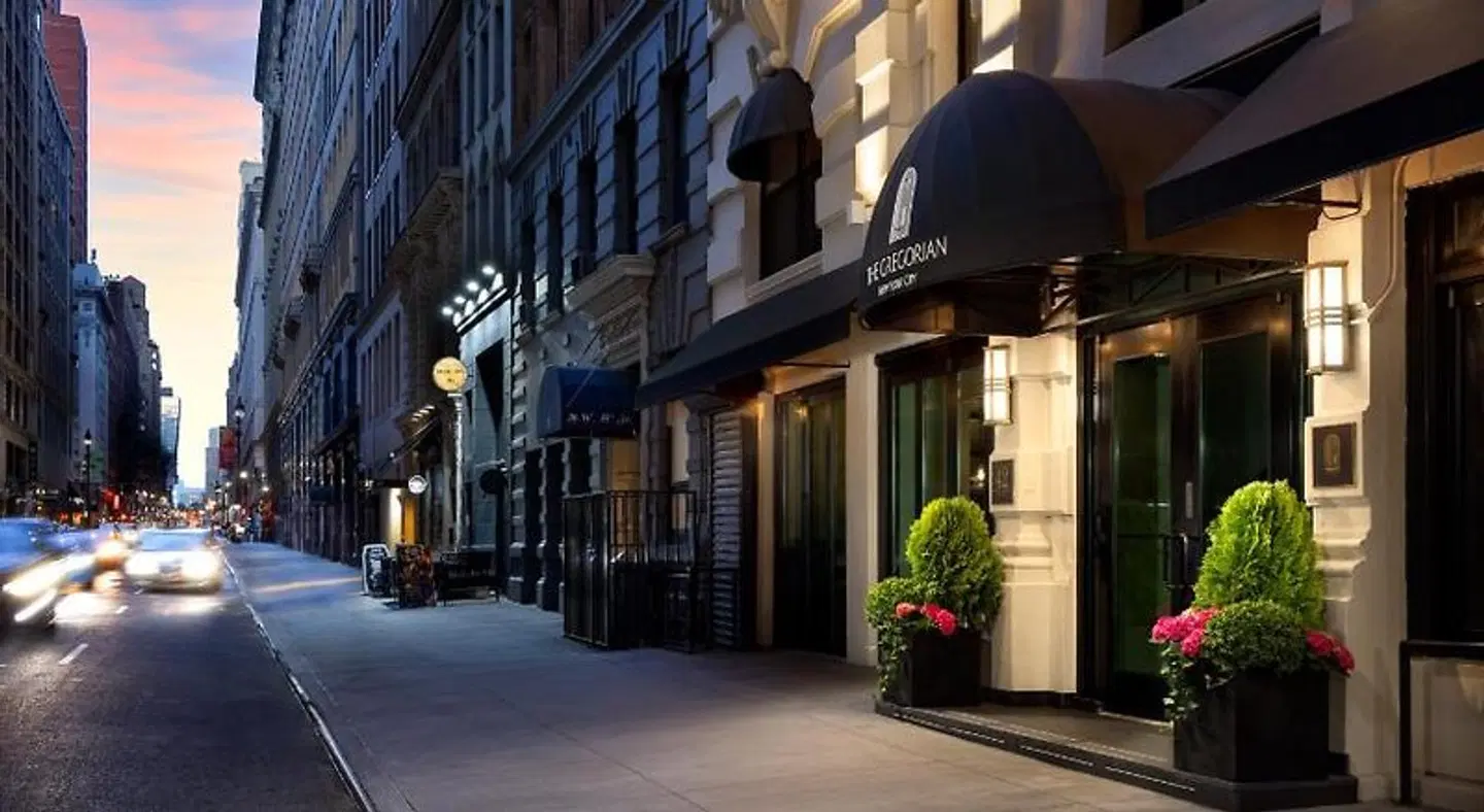 The Gregorian Hotel EXTERIOR