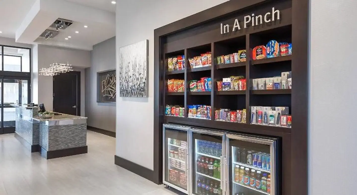 TownePlace Suites by Marriott Boston Logan Airport/Chelsea Bar