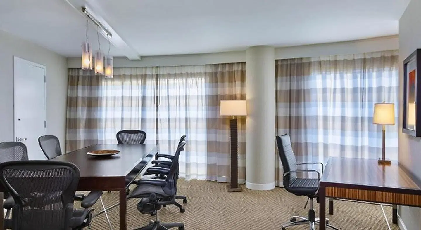 The Westshore Grand, A Tribute portfolio Hotel (ex InterContinental) SPORTS_AND_LEISURE