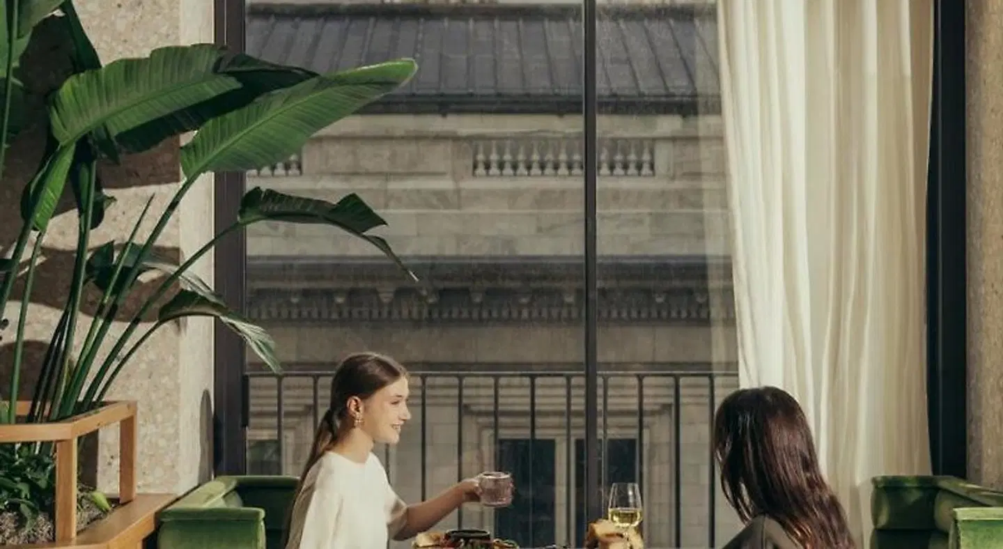 Park Terrace Hotel on Bryant Park Terrasse