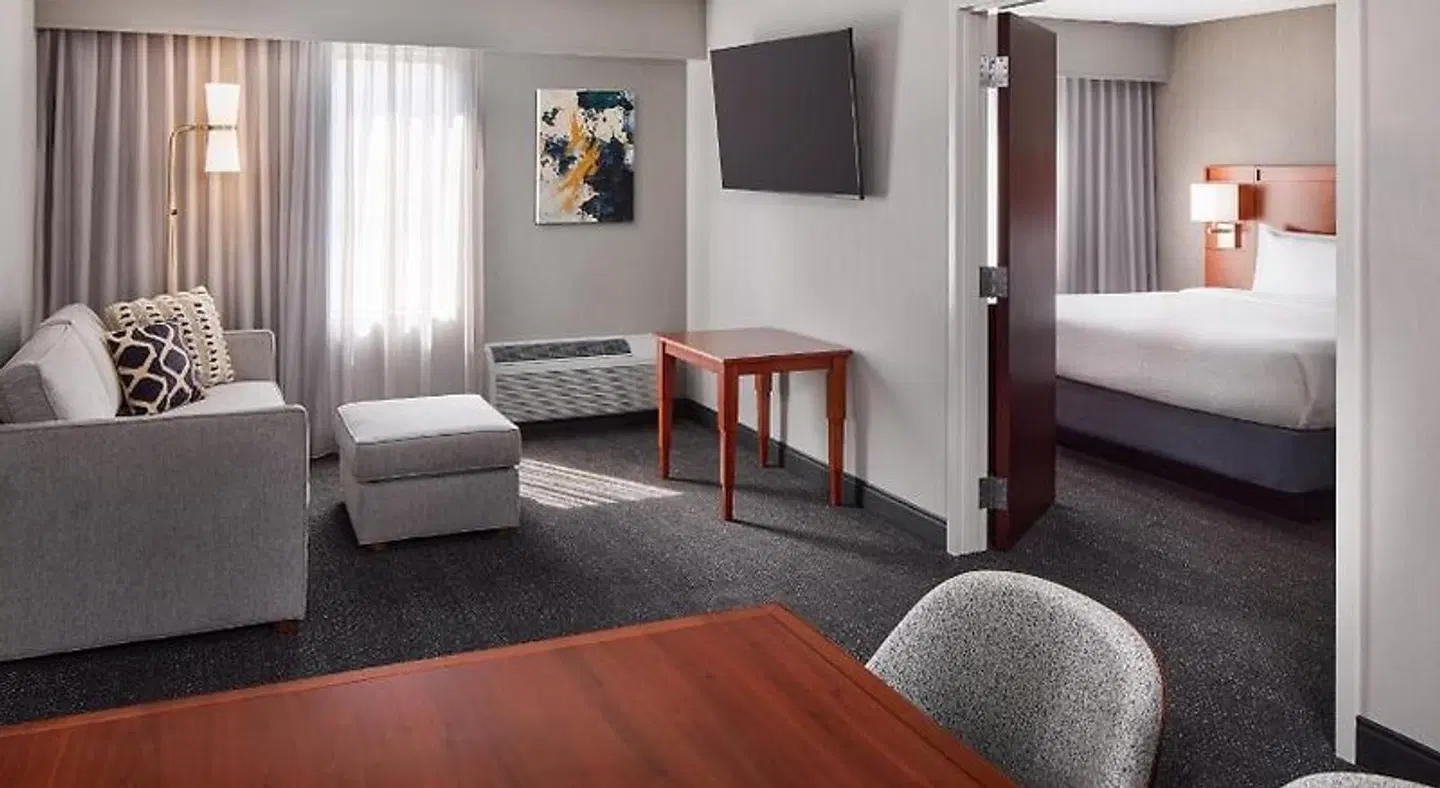 Courtyard by Marriott Fort Collins ROOM_EXAMPLE