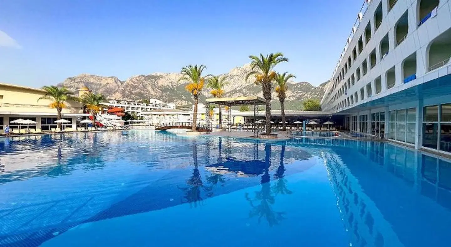 Transatlantik Hotel And Spa OUTDOOR_POOL