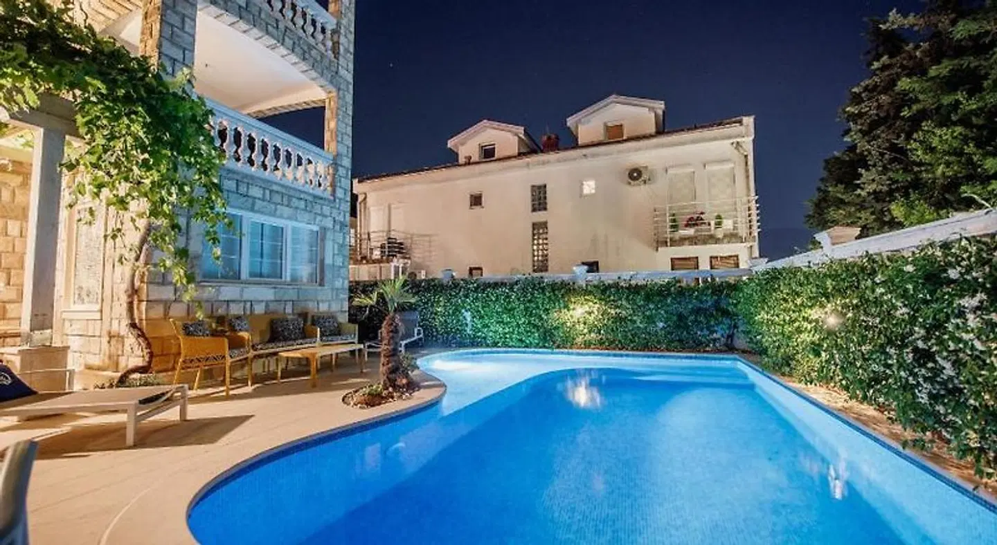 Captains villa OUTDOOR_POOL