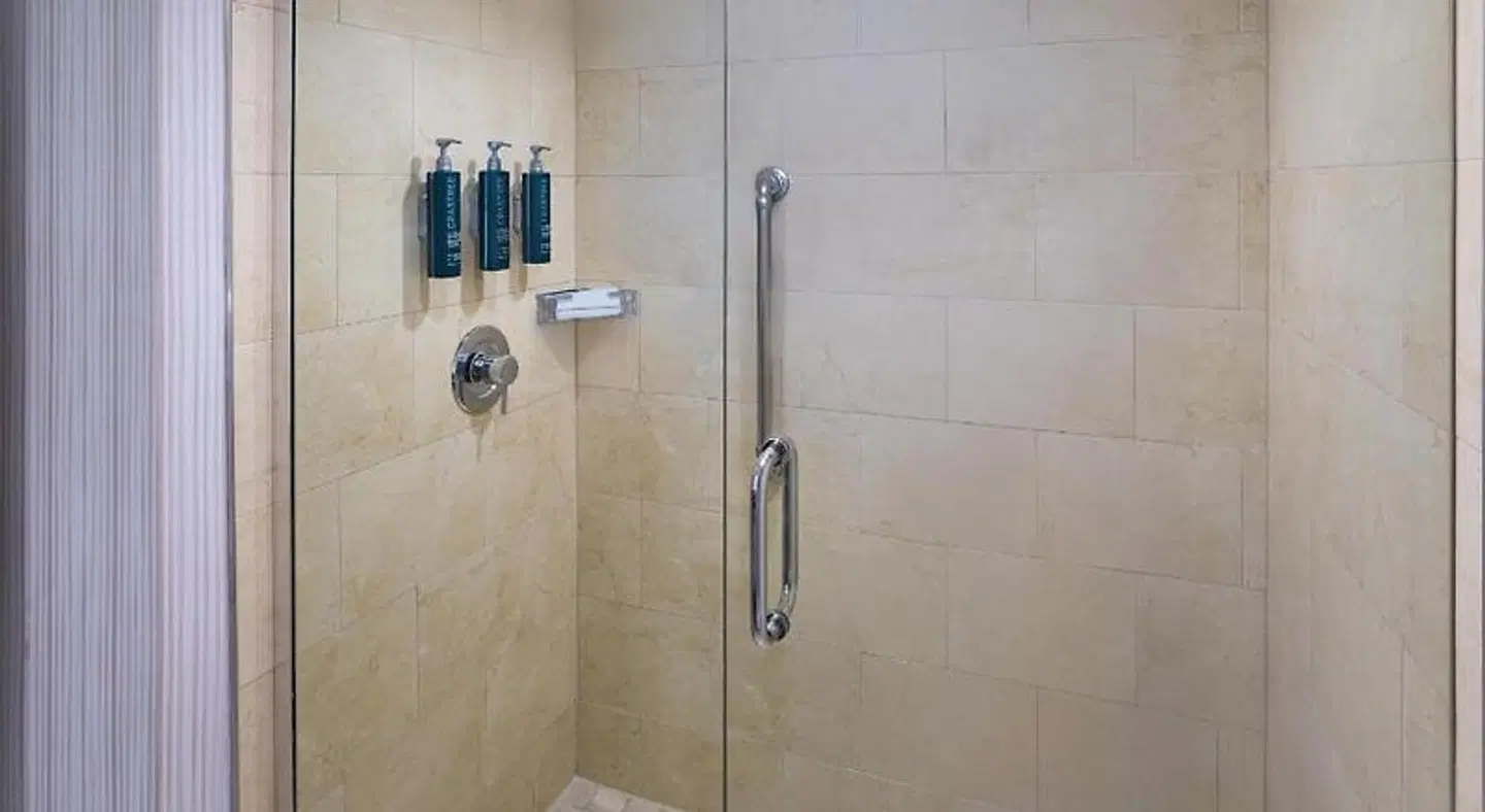 Hilton Washington DC/Rockville Hotel & Executive Meeting Ctr Badezimmer