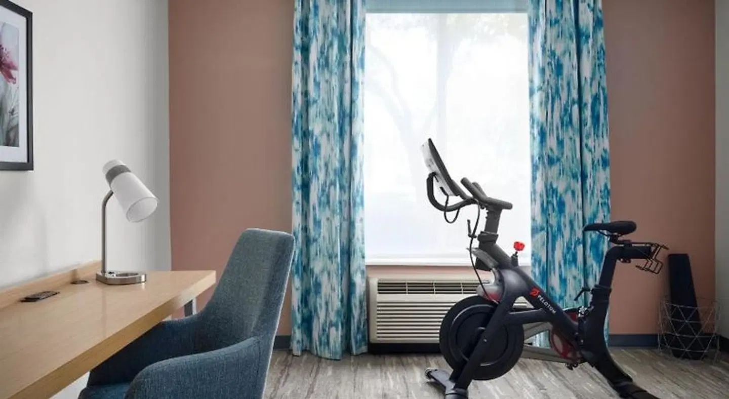 Hilton Garden Inn Tampa East/Brandon SPORTS_AND_LEISURE