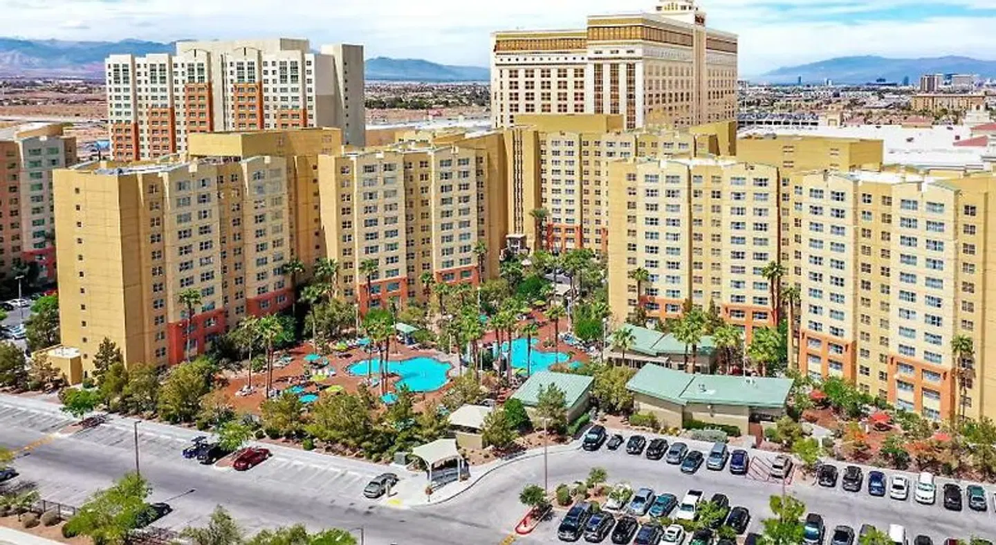 The Grandview At Las Vegas EXTERIOR