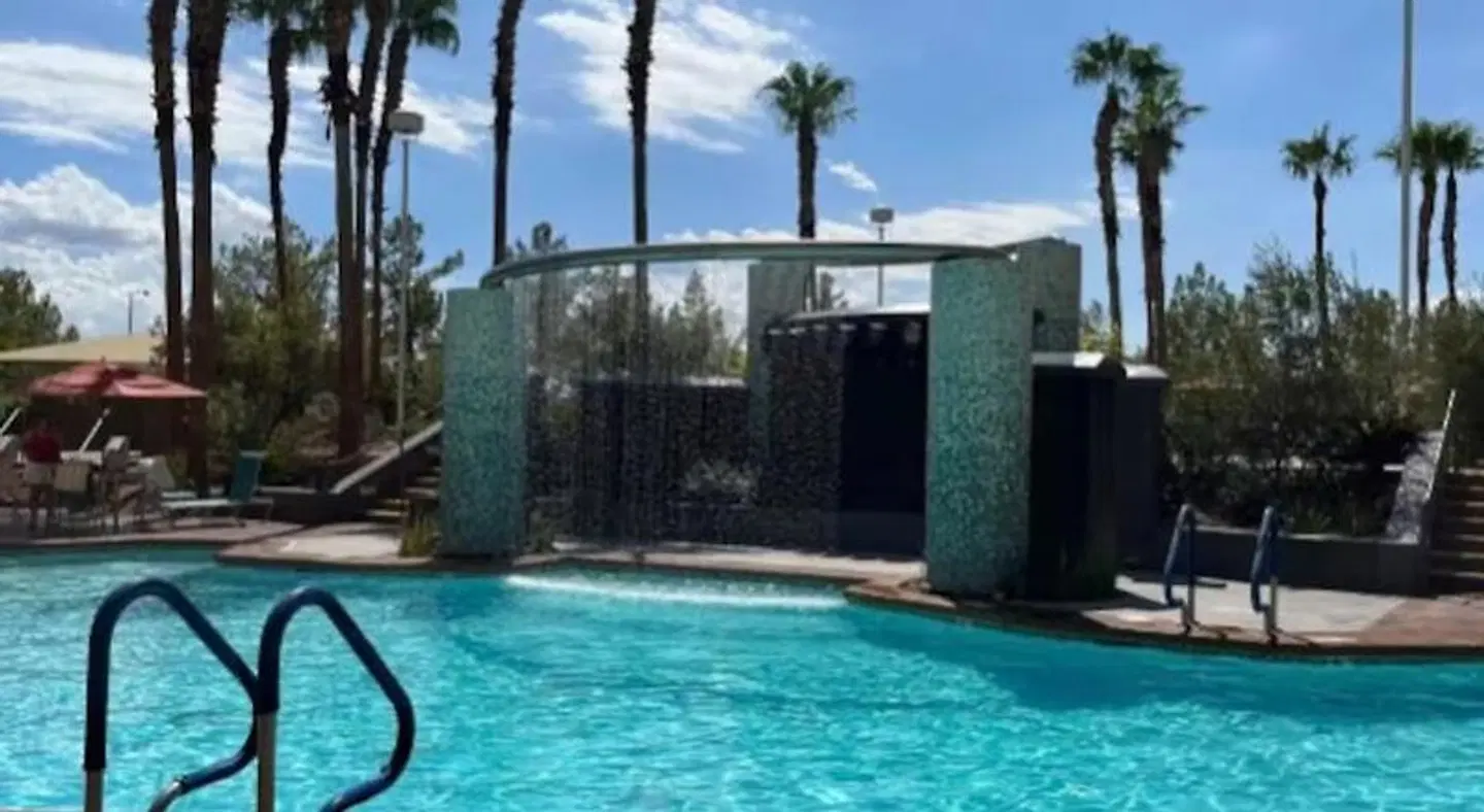 The Grandview At Las Vegas OUTDOOR_POOL