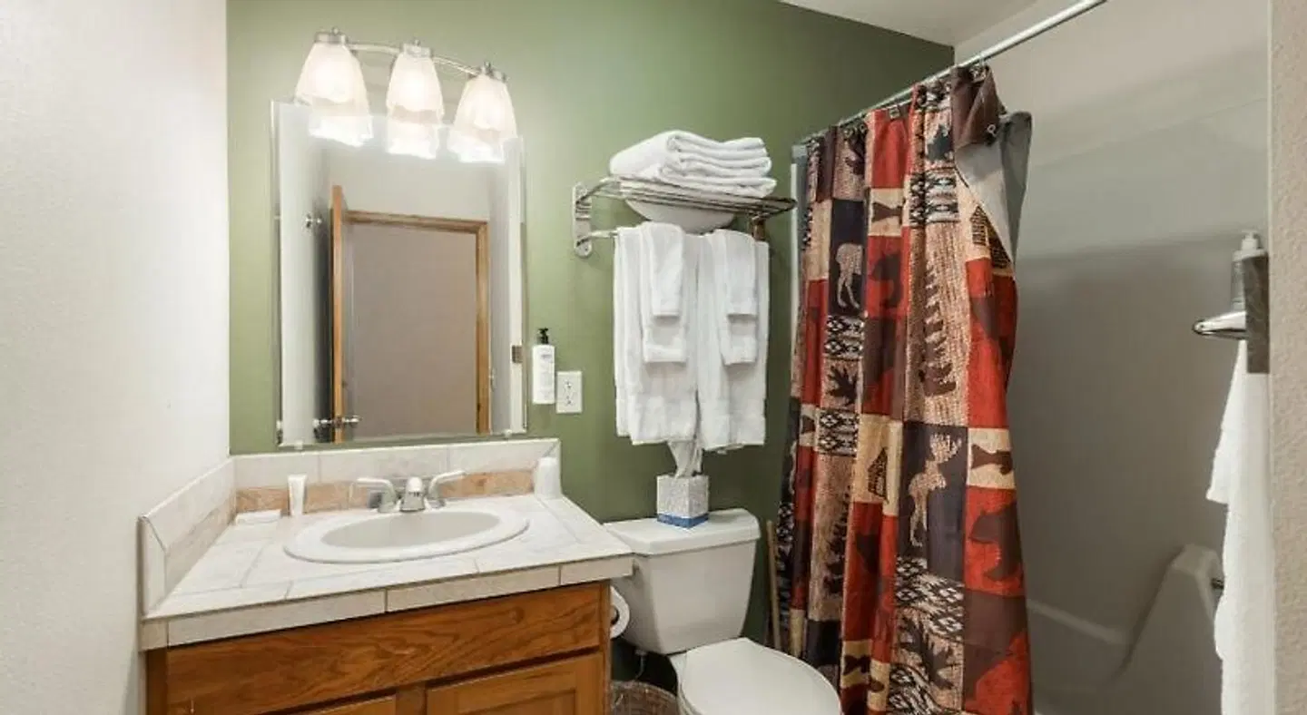 Ponderosa Lodge Badezimmer