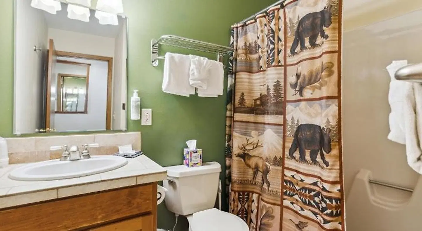 Ponderosa Lodge Badezimmer