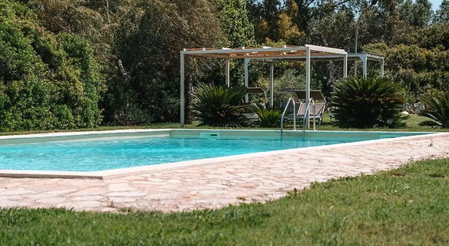Wellness Country Spa Inghirios OUTDOOR_POOL
