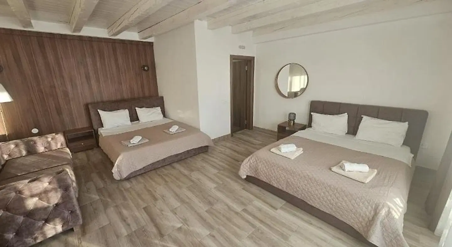Agape Rose ROOM_EXAMPLE