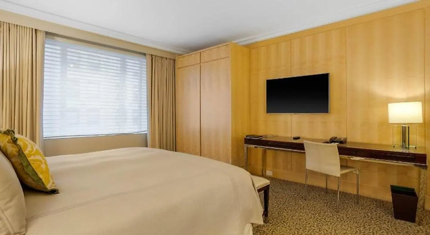Omni Berkshire Place ROOM_EXAMPLE