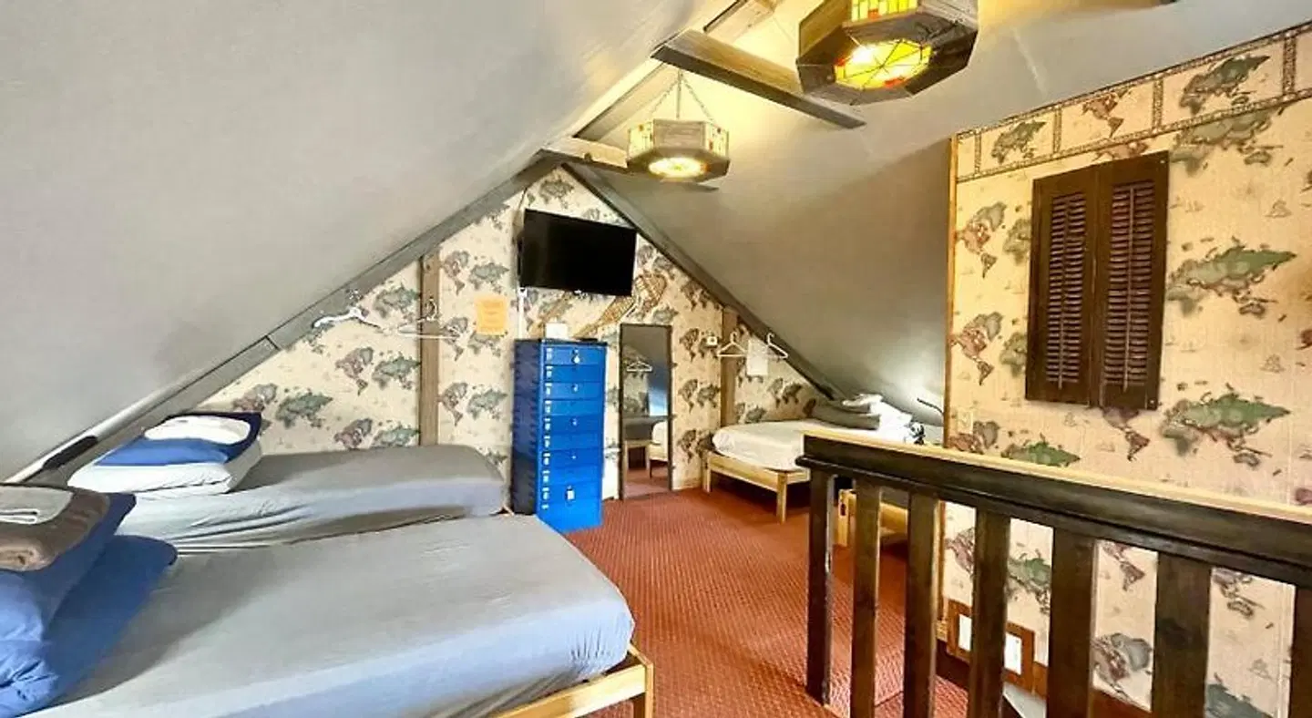 Fireside Inn HEALTH_BEAUTY