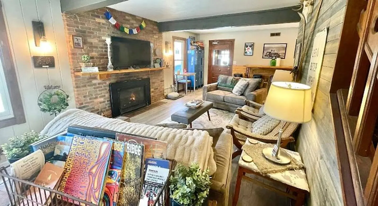 Fireside Inn ROOM_EXAMPLE