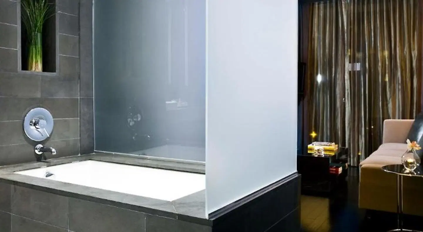 Sixty LES ROOM_EXAMPLE