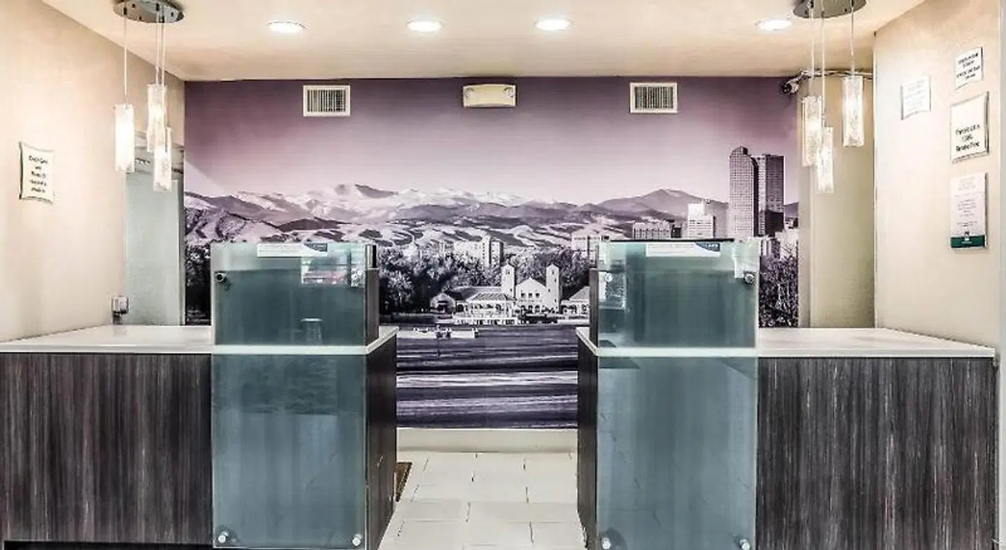 La Quinta Inn & Suites Westminster Promenade Hallenbad