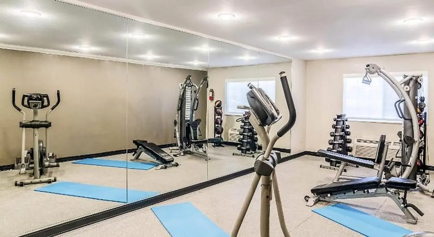 La Quinta Inn & Suites Westminster Promenade SPORTS_AND_LEISURE