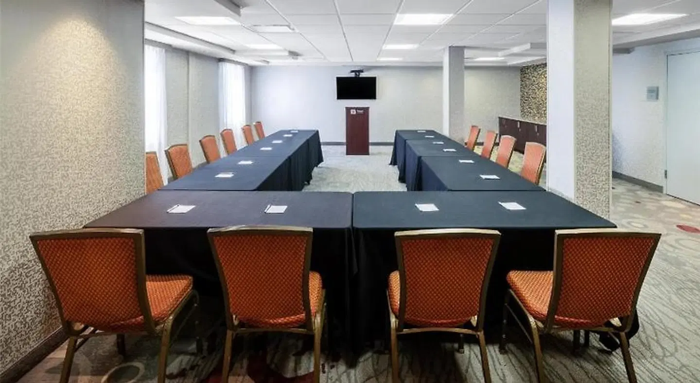 Best Western Premier NYC Gateway Hotel Konferenz