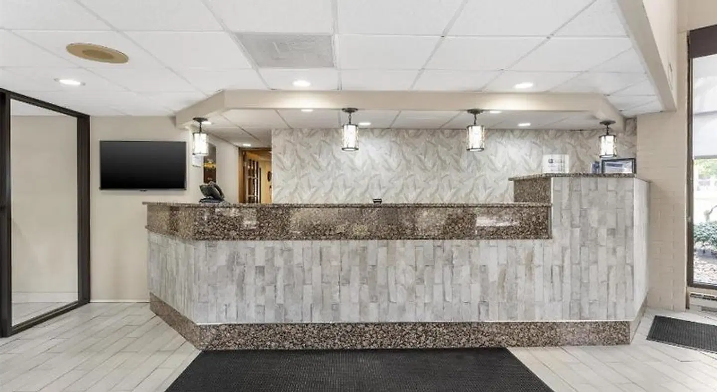 Best Western Braddock Inn LOUNGE_LOBBY