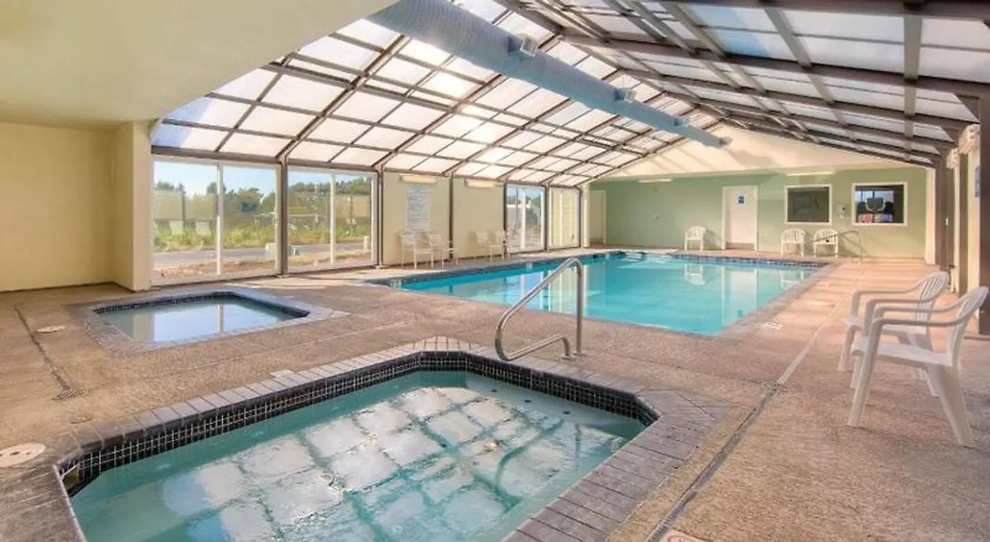 WorldMark Surfside Inn Hallenbad