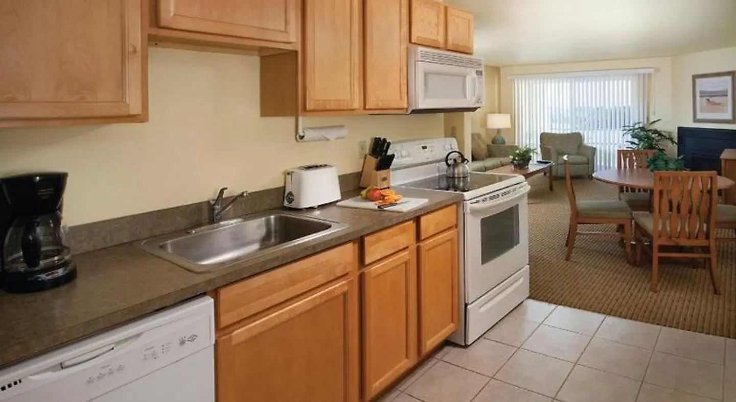 WorldMark Surfside Inn ROOM_EXAMPLE