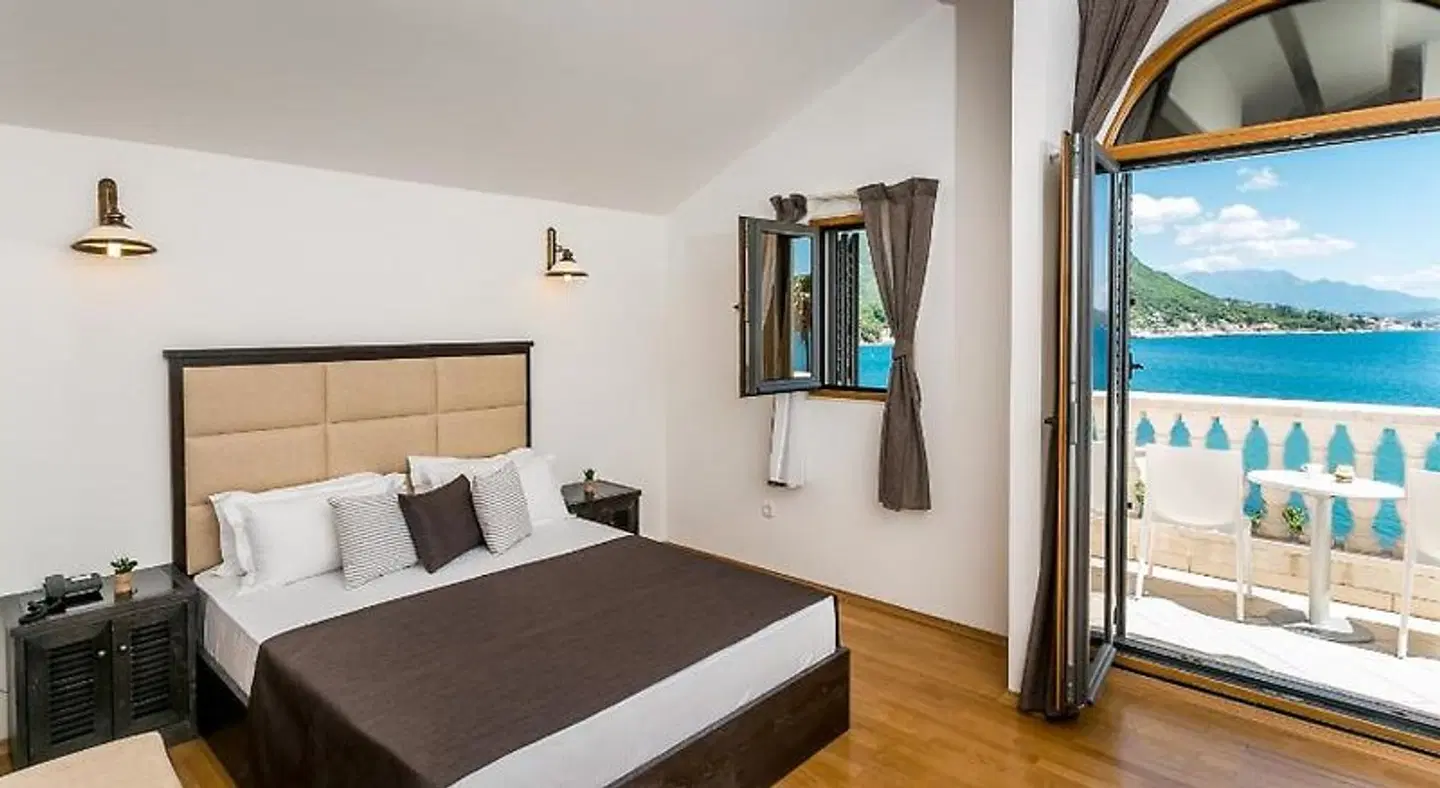 Boutique Hotel Kredo ROOM_EXAMPLE