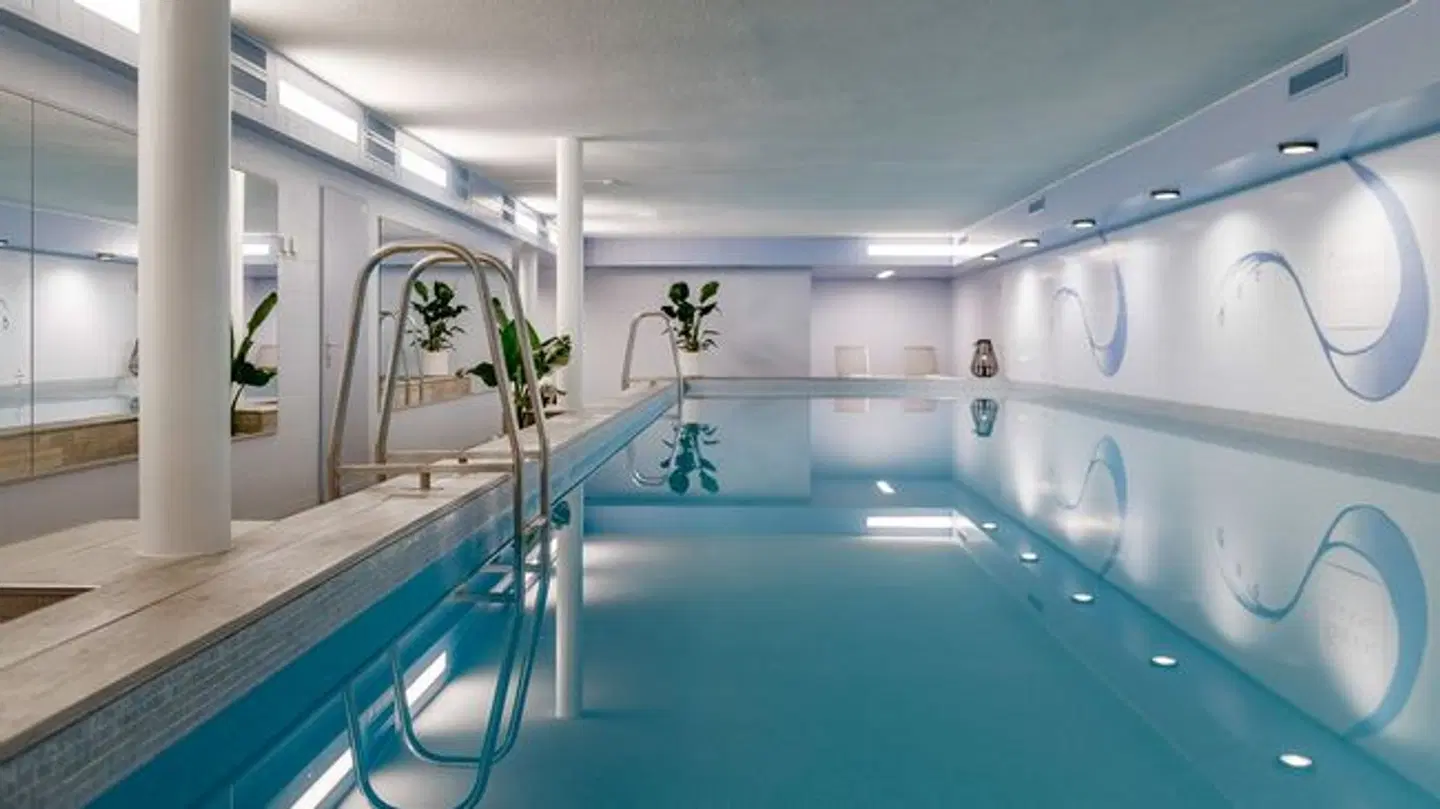 Admiral Lugano (ex Holiday Inn Lugano) Hallenbad