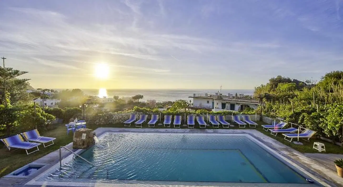 Villa Cimmentorosso OUTDOOR_POOL