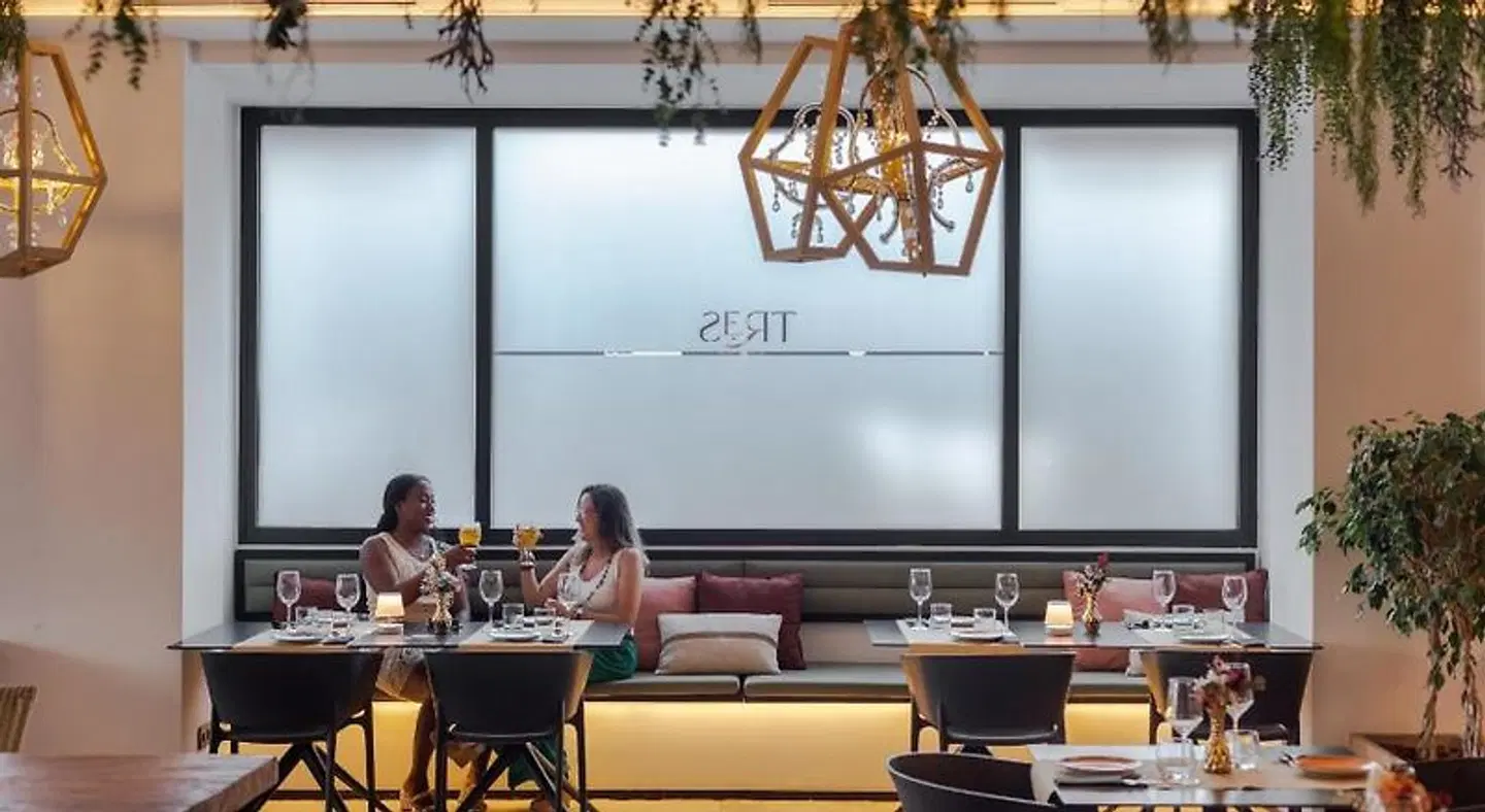 Stic Urban & Spa Bar