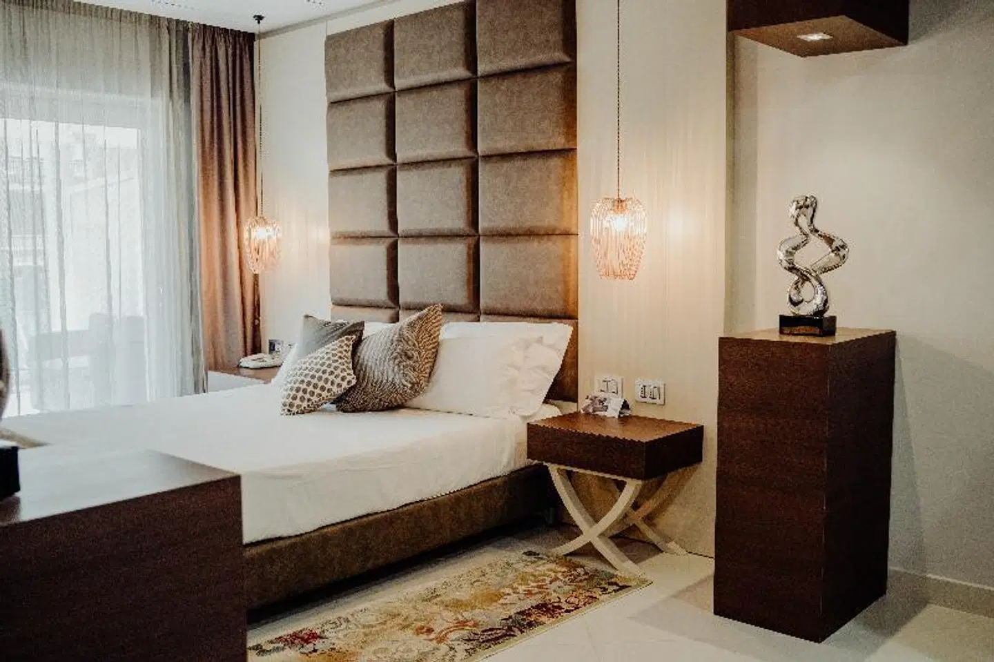 Niagara ROOM_EXAMPLE