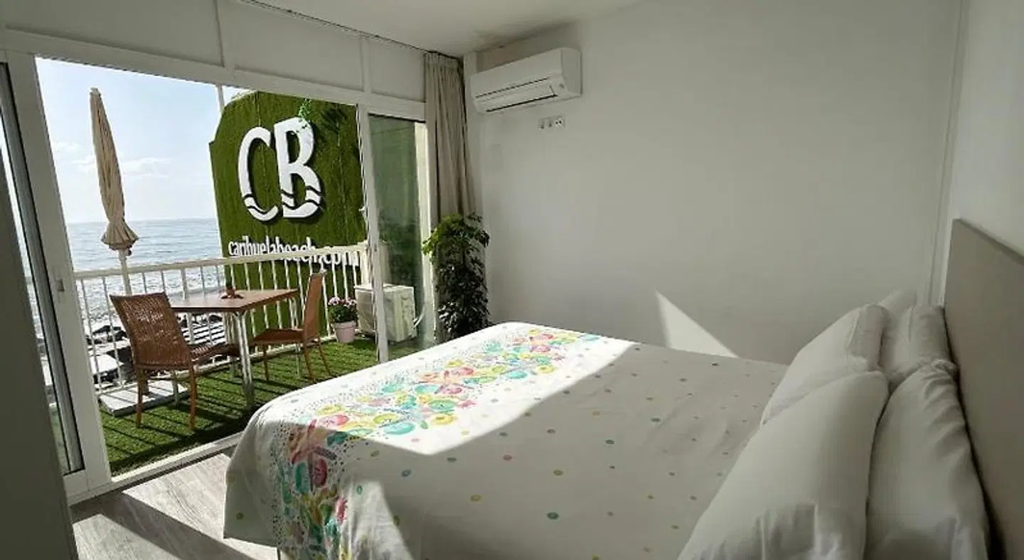 Carihuela Beach Apartments Badezimmer