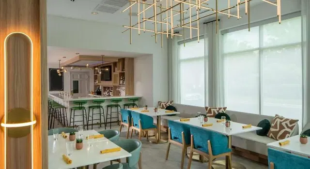 Hilton Garden Inn Orlando Airport Bar