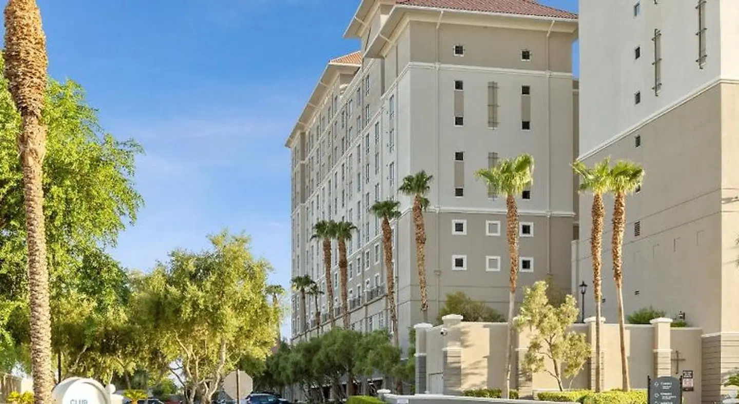 Club Wyndham Grand Desert EXTERIOR