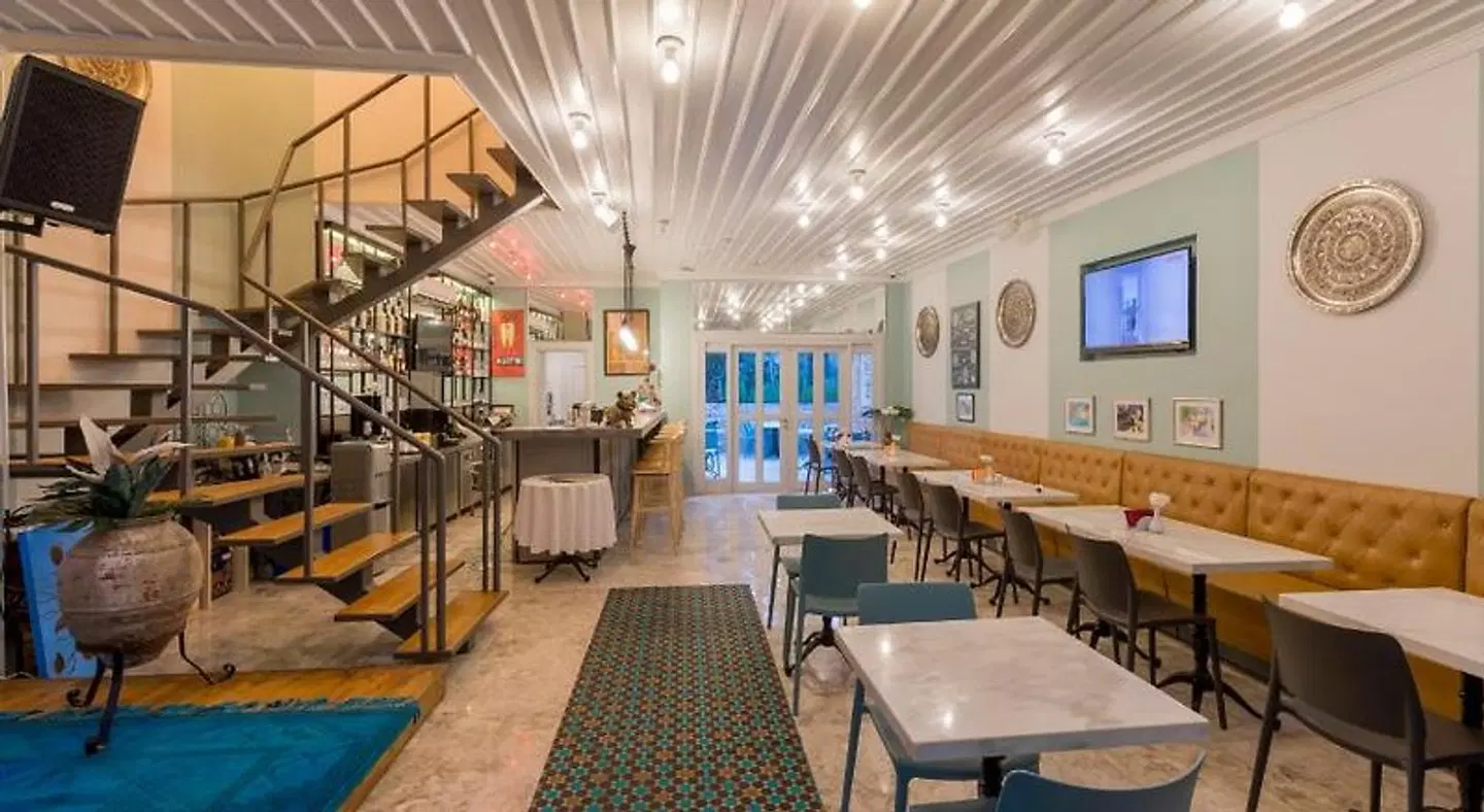 Delight Deluxe Boutique Hotel Restaurant