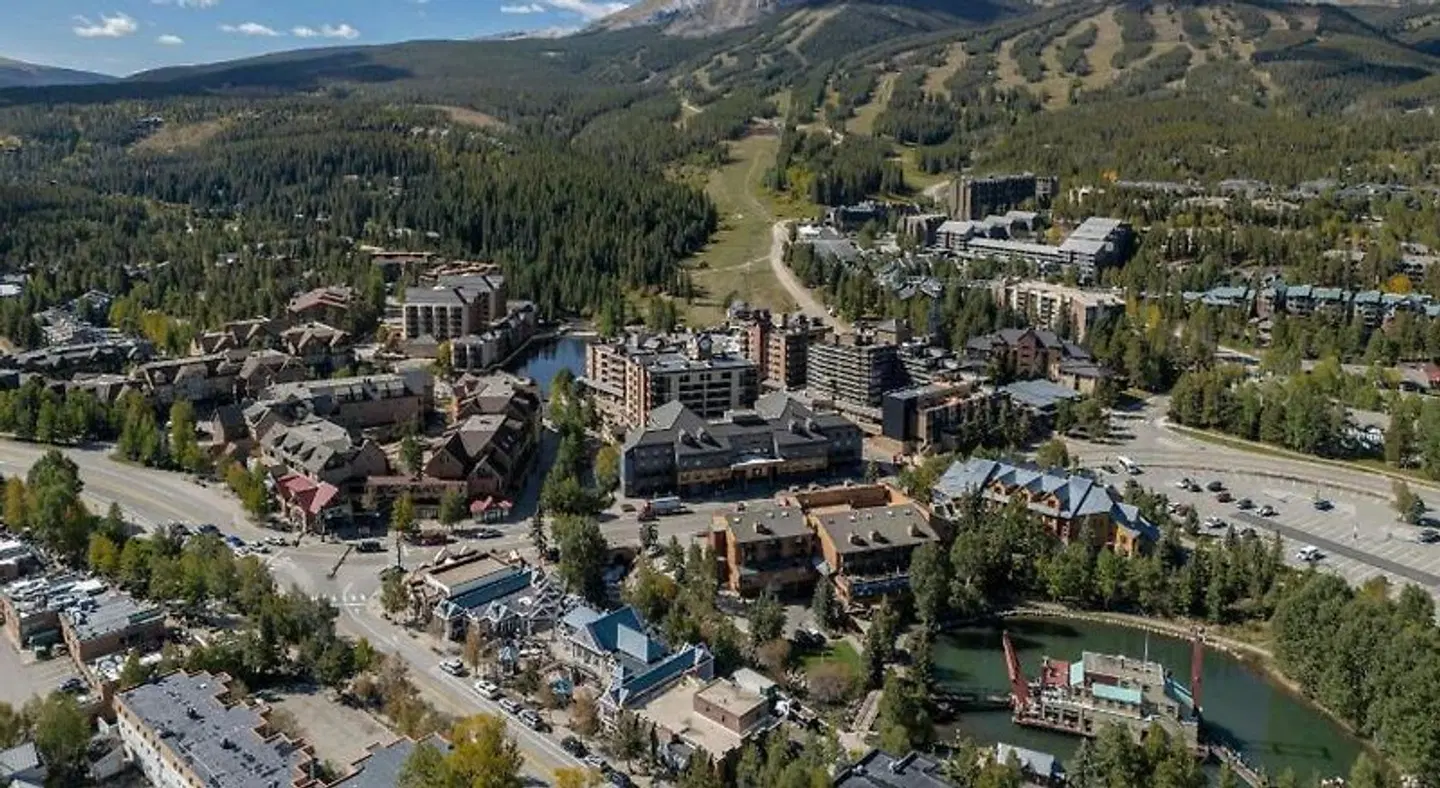 Marriott's Mountain Valley Lodge at Breckenridge LANDSCAPE