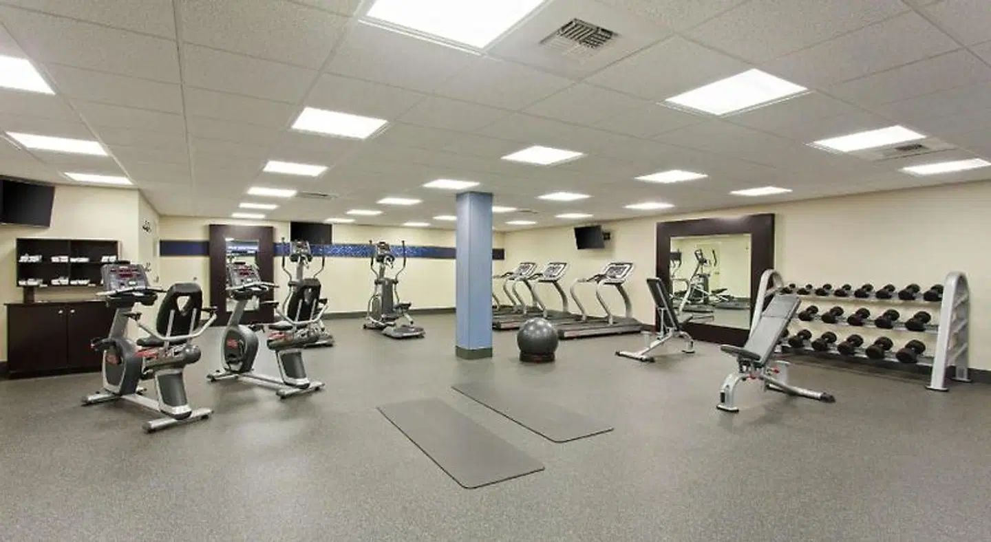 Hampton Inn Seattle/Everett SPORTS_AND_LEISURE