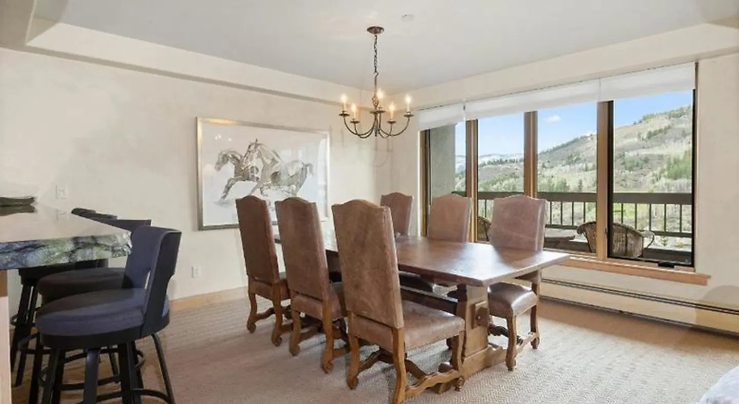 The Pines Lodge ROOM_EXAMPLE