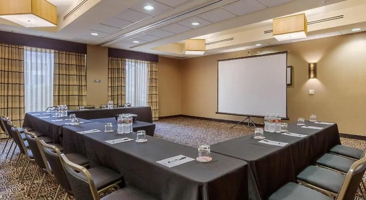 Cambria Hotel Denver International Airport Konferenz
