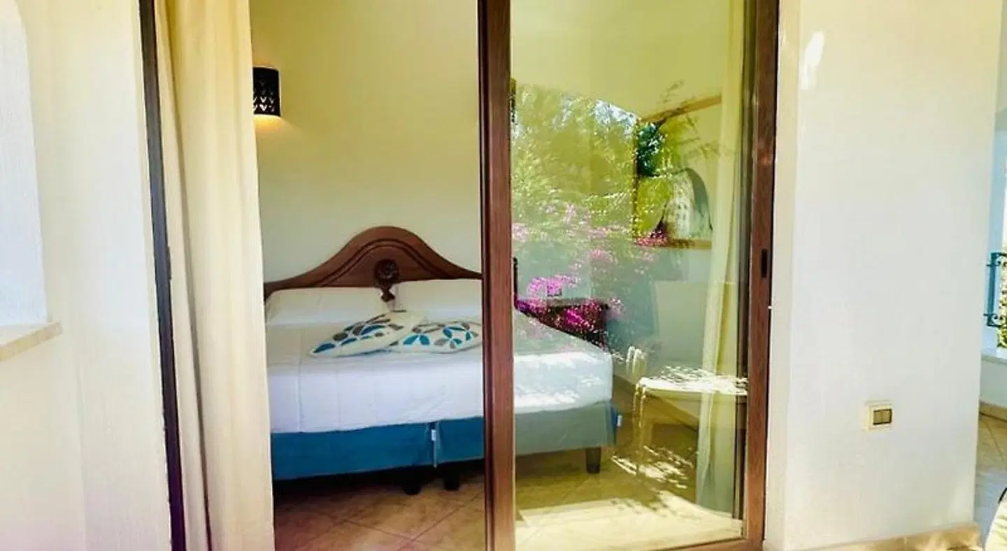 Raffael ROOM_EXAMPLE