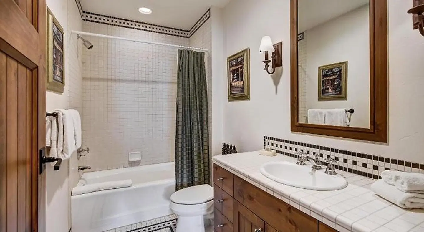 Bachelor Gulch Village Badezimmer