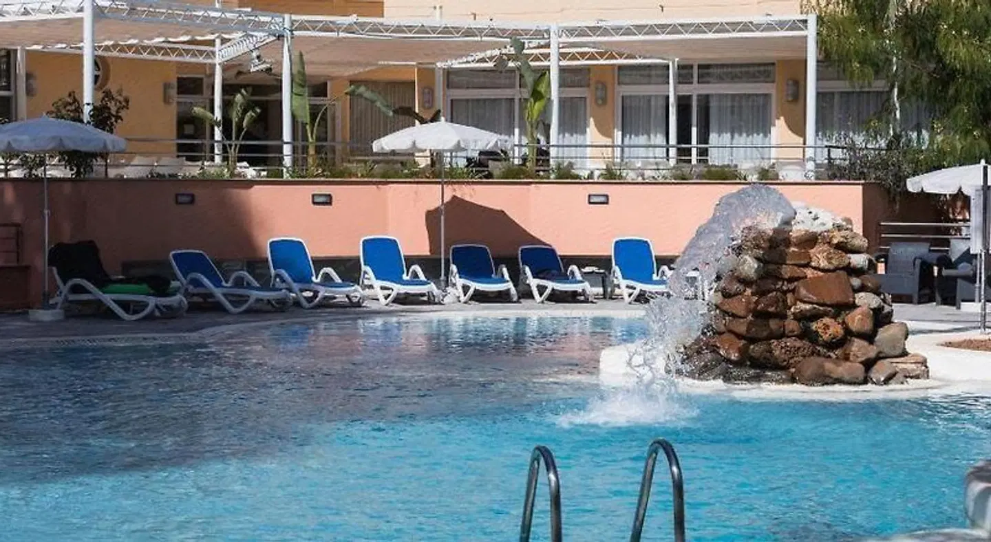Sagitario Playa OUTDOOR_POOL