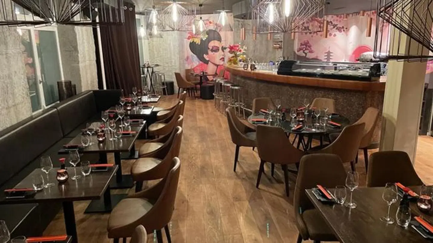 Platzhirsch Bar