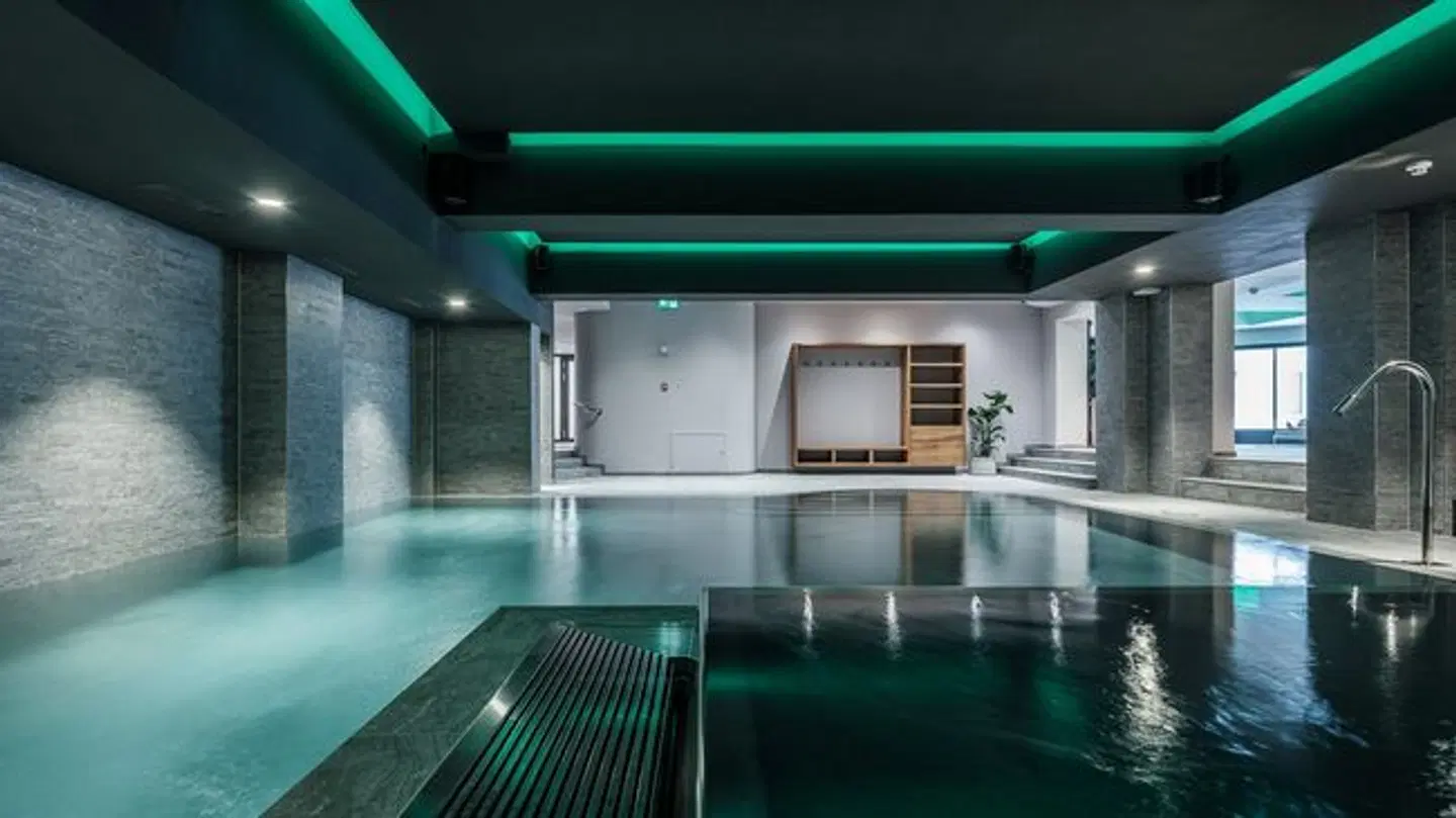National Zermatt Hotel Hallenbad