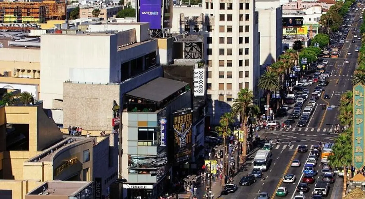 Loews Hollywood Hotel EXTERIOR