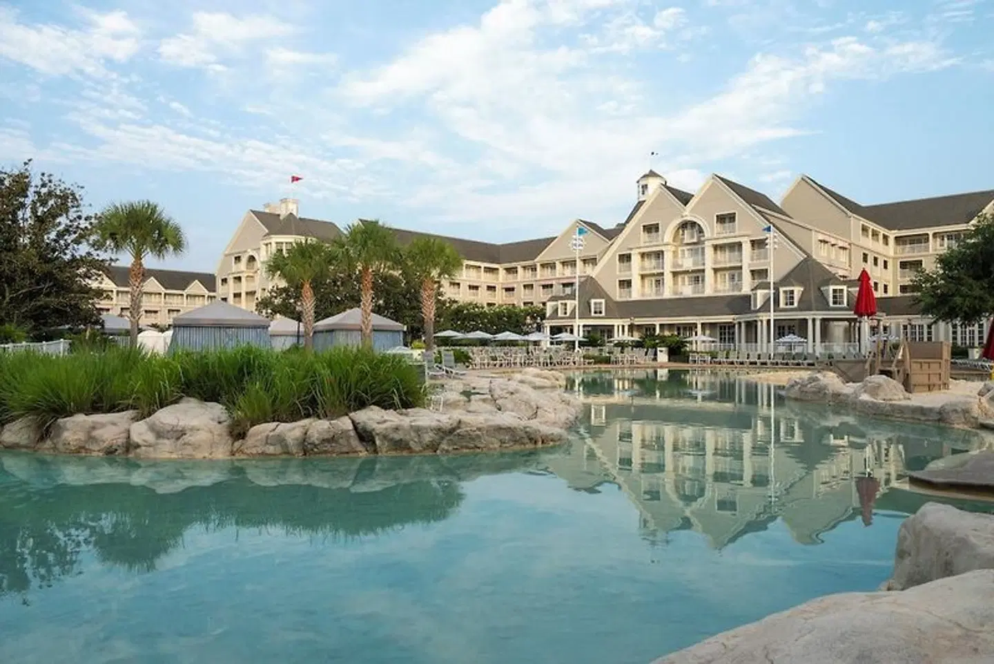 Disney's Yacht Club Resort EXTERIOR