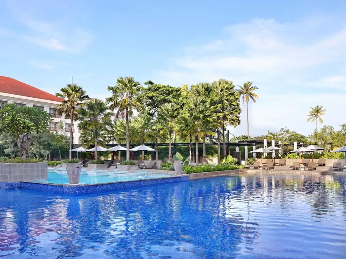 Grand Mercure Bali Seminyak OUTDOOR_POOL