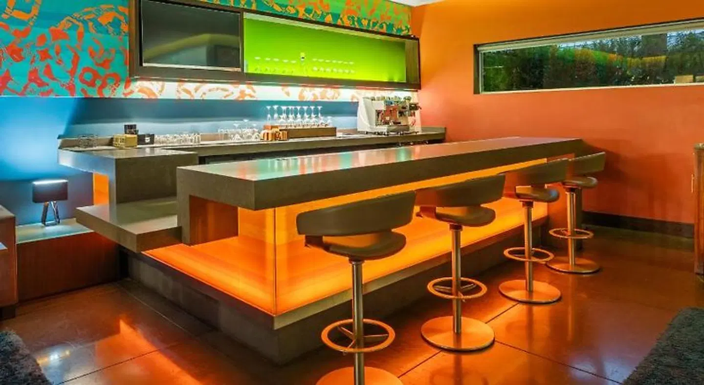 Sirtaj Hotel Bar