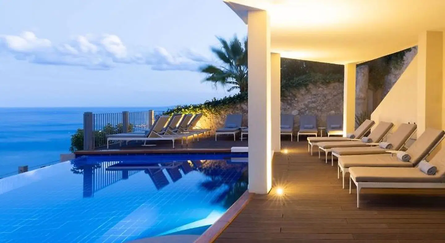 Metropole Hotel OUTDOOR_POOL